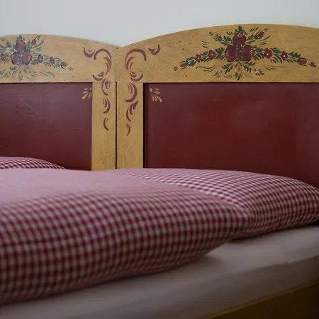 Appartementhaus Sapelza Dobbiaco Extérieur photo