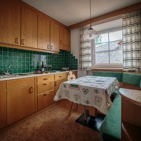 Appartementhaus Sapelza Dobbiaco Extérieur photo